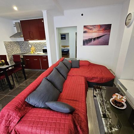 Modern Apartment Nikola In A Quiet Area Kaštel Stari Εξωτερικό φωτογραφία