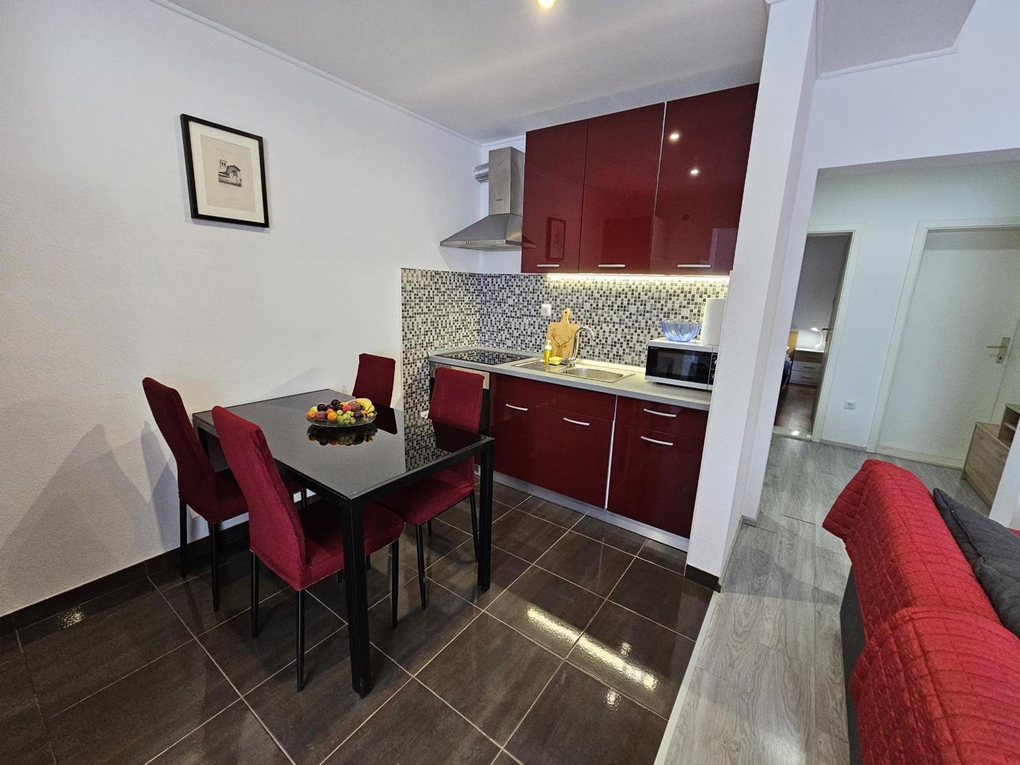 Modern Apartment Nikola In A Quiet Area Kaštel Stari Εξωτερικό φωτογραφία