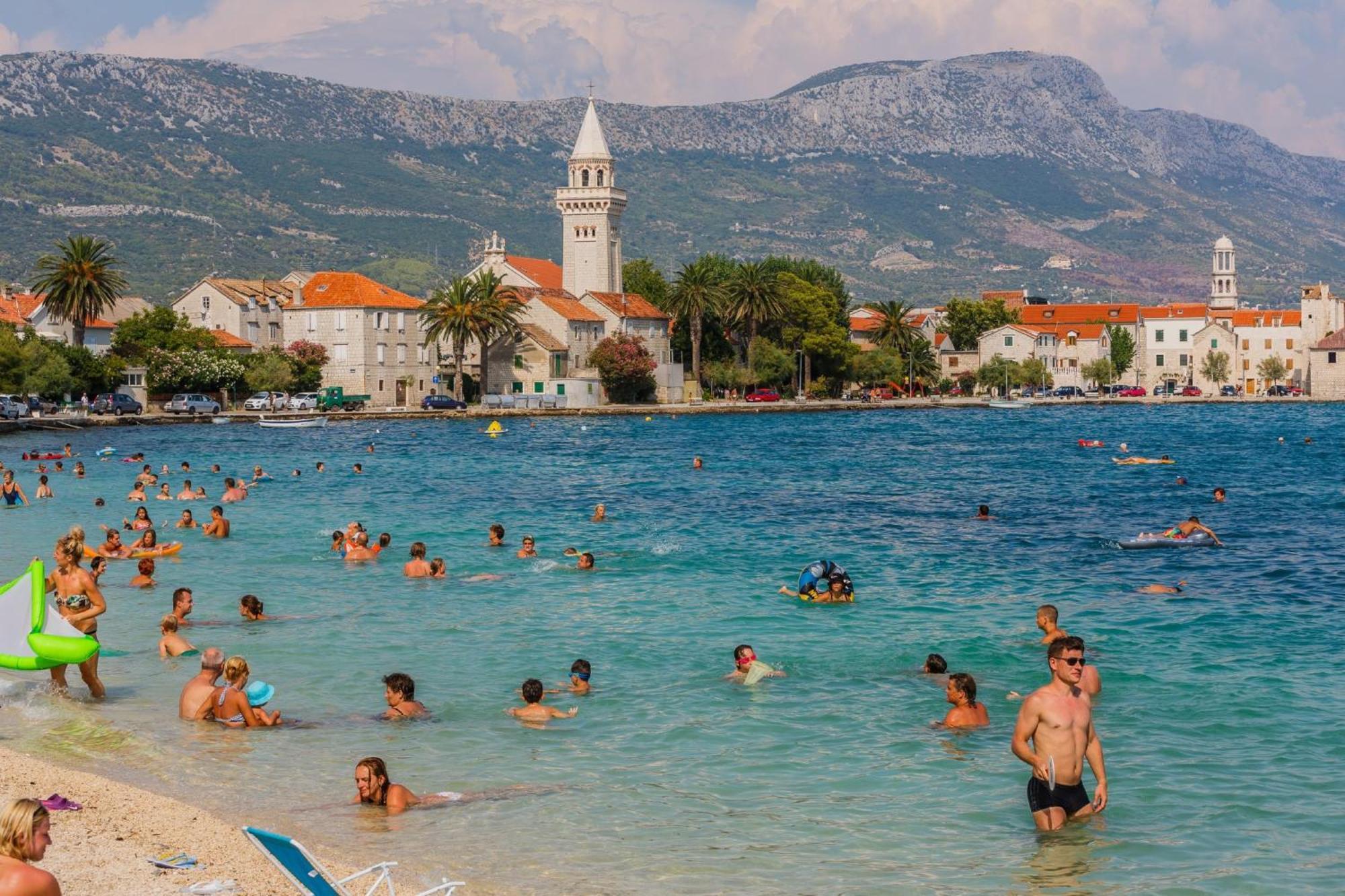 Modern Apartment Nikola In A Quiet Area Kaštel Stari Εξωτερικό φωτογραφία