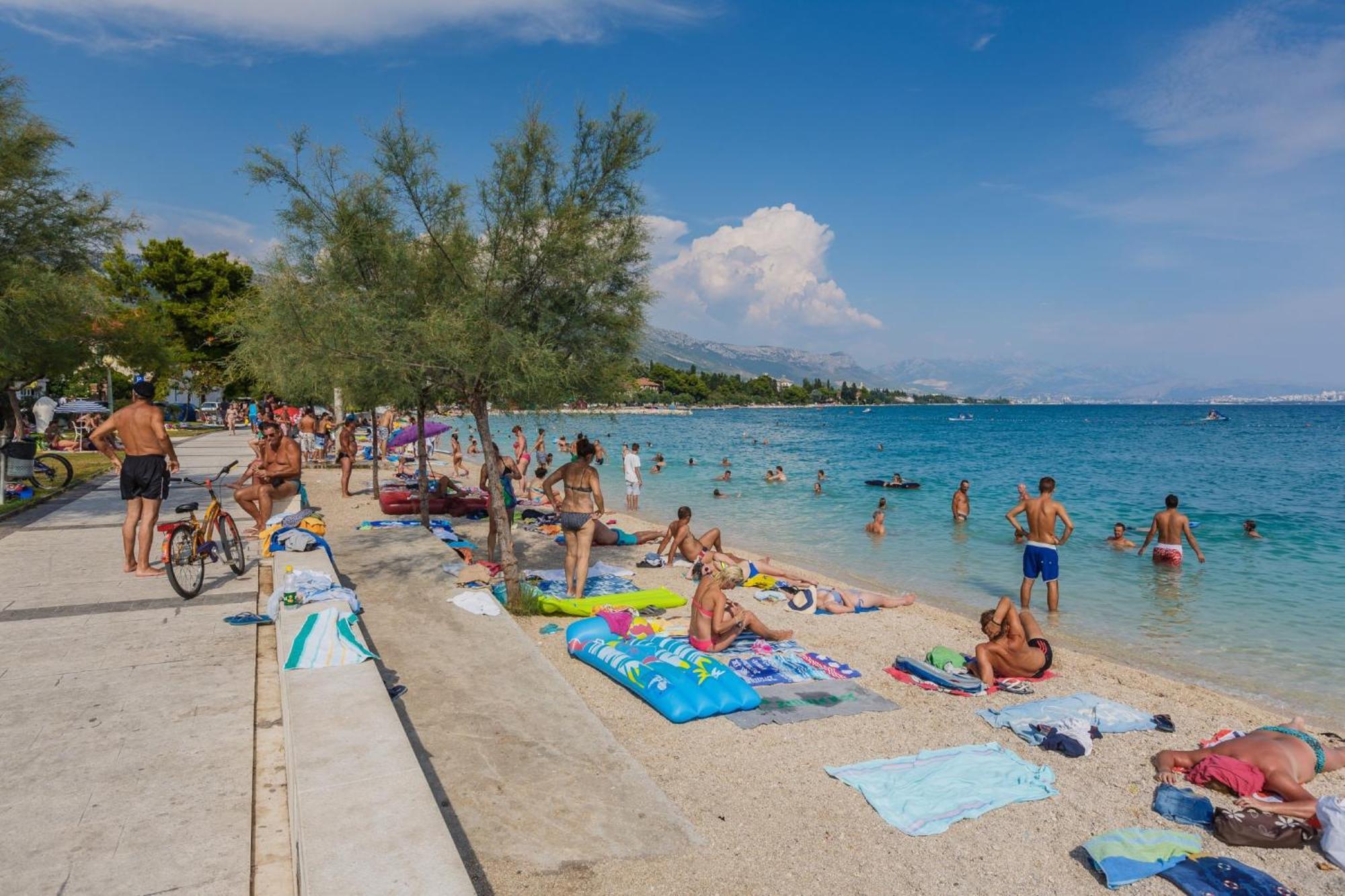 Modern Apartment Nikola In A Quiet Area Kaštel Stari Εξωτερικό φωτογραφία