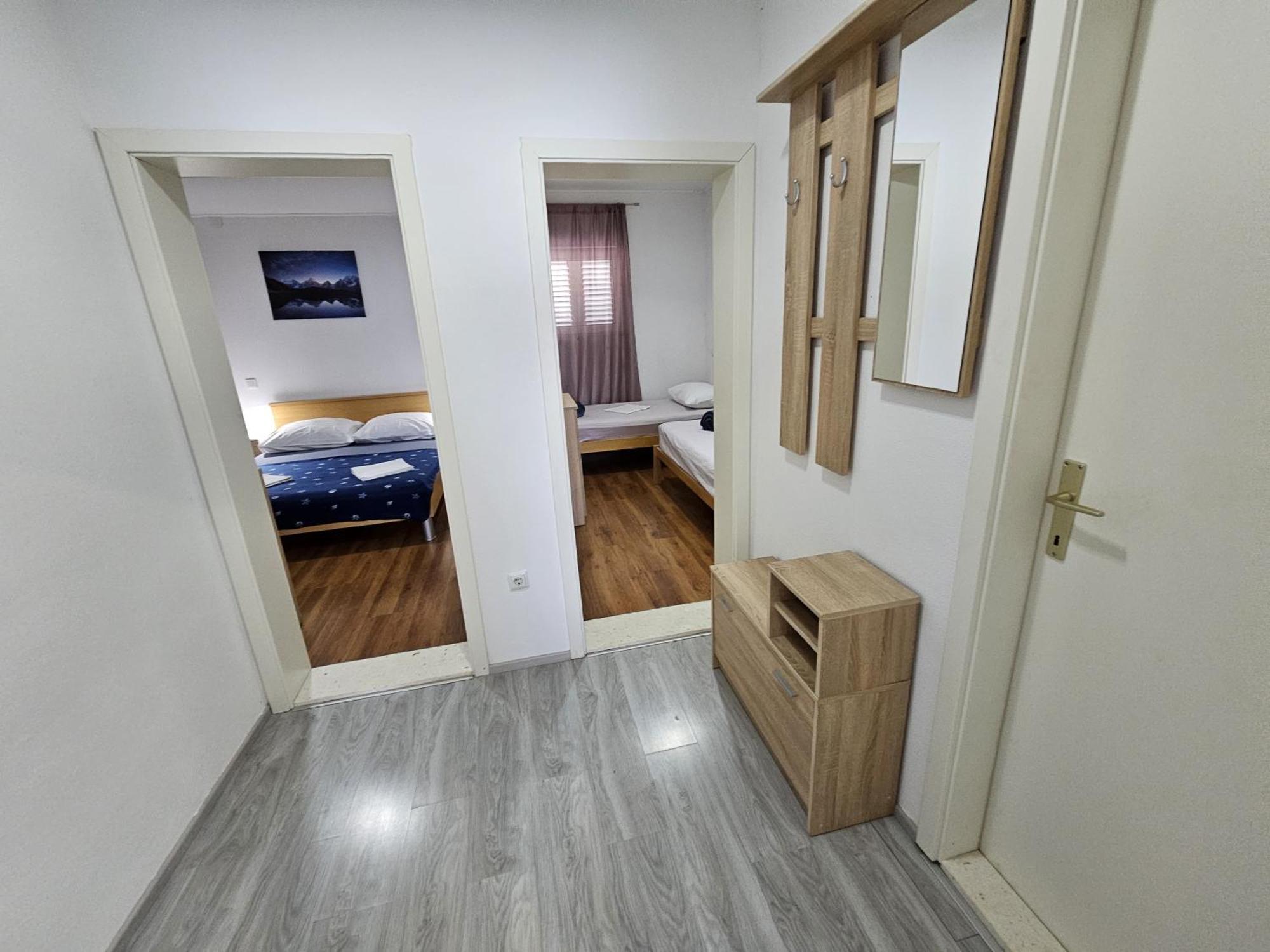 Modern Apartment Nikola In A Quiet Area Kaštel Stari Εξωτερικό φωτογραφία