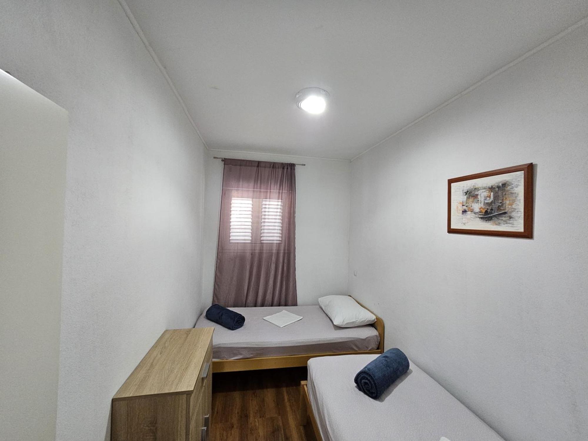 Modern Apartment Nikola In A Quiet Area Kaštel Stari Εξωτερικό φωτογραφία