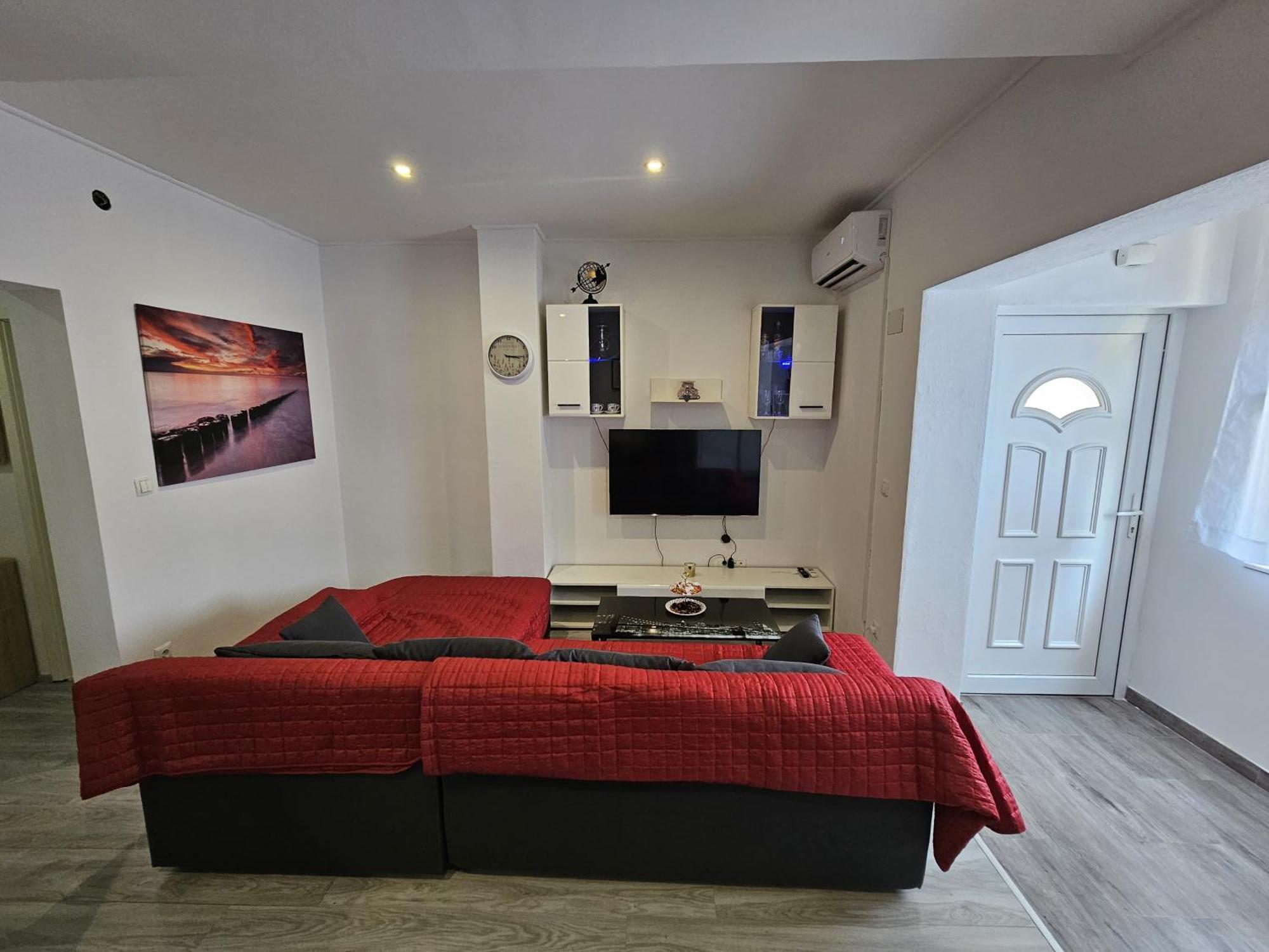 Modern Apartment Nikola In A Quiet Area Kaštel Stari Εξωτερικό φωτογραφία
