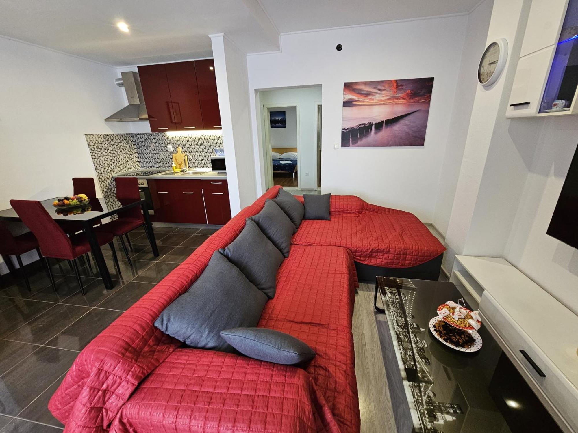 Modern Apartment Nikola In A Quiet Area Kaštel Stari Εξωτερικό φωτογραφία